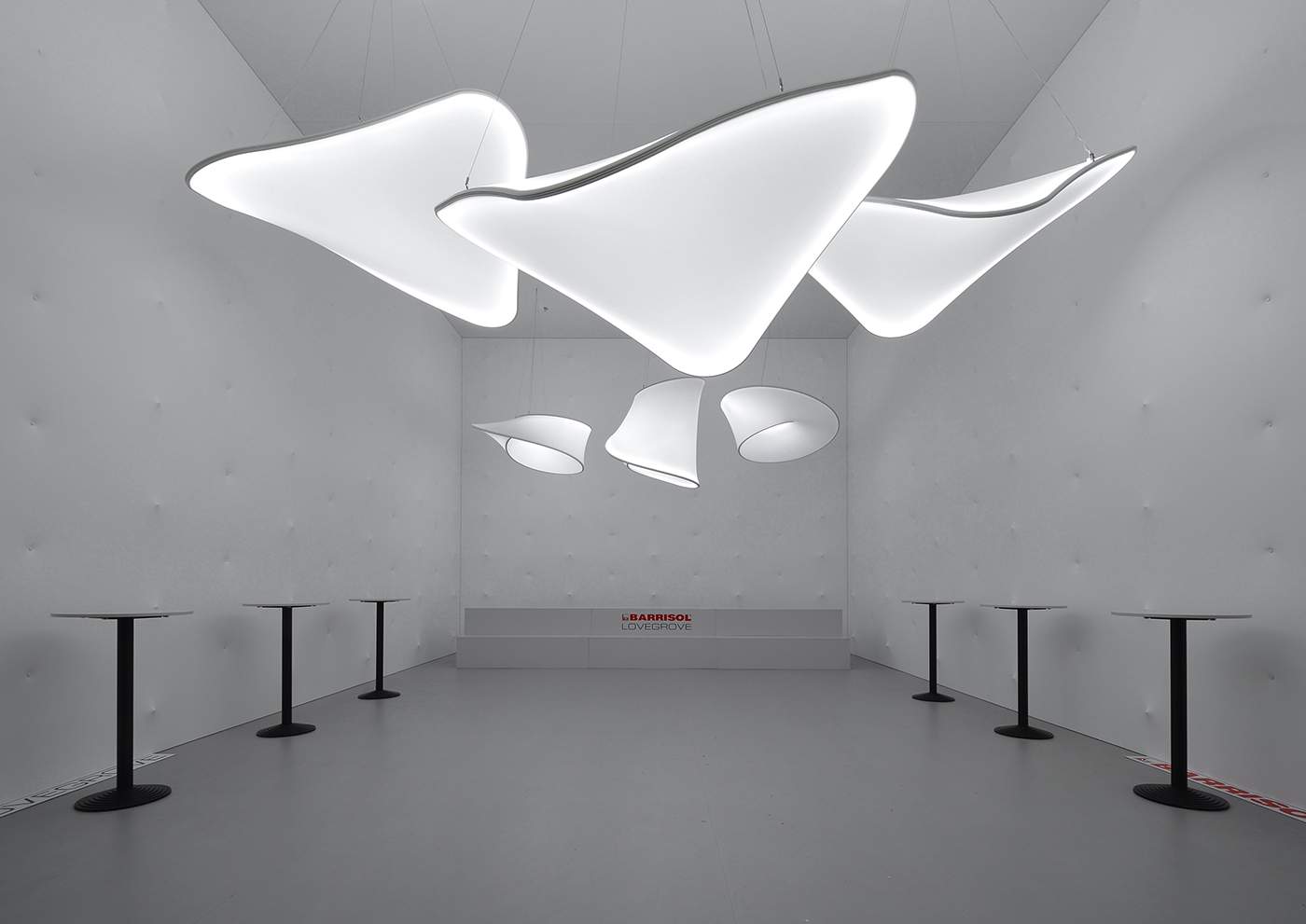 Luminaires et pavillon BARRISOL x Ross LOVEGROVE