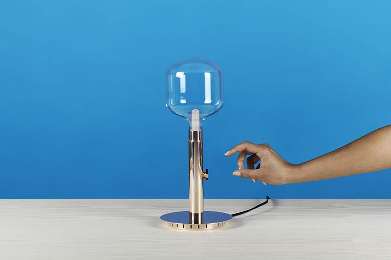 Lampe ARGAND par Quentin DE COSTER