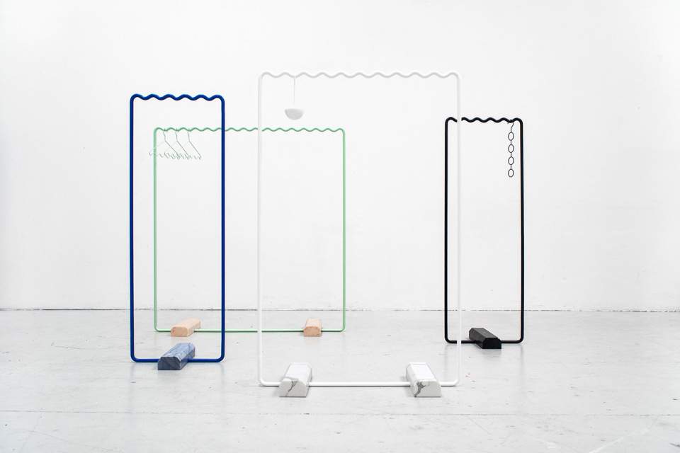 SINE COLLECTION – Portant Vêtement design by OLOVSSON & CHO