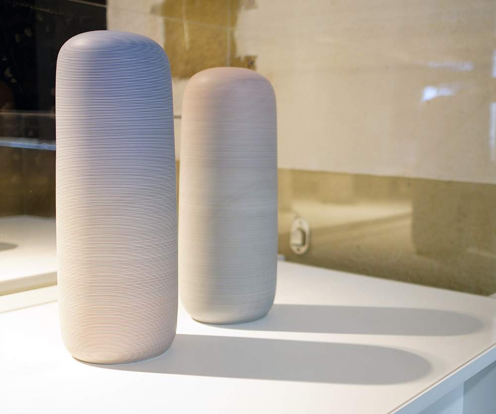 Vases UNTITLED par Park JUNG HONG