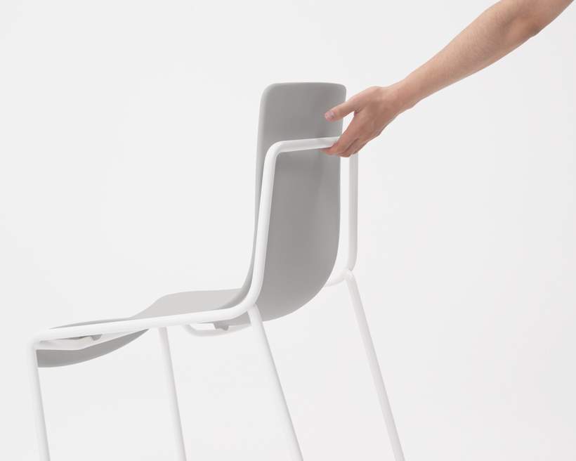 Chaise de bureau OFFSET-FRAME CHAIR par NENDO x KOKUYO