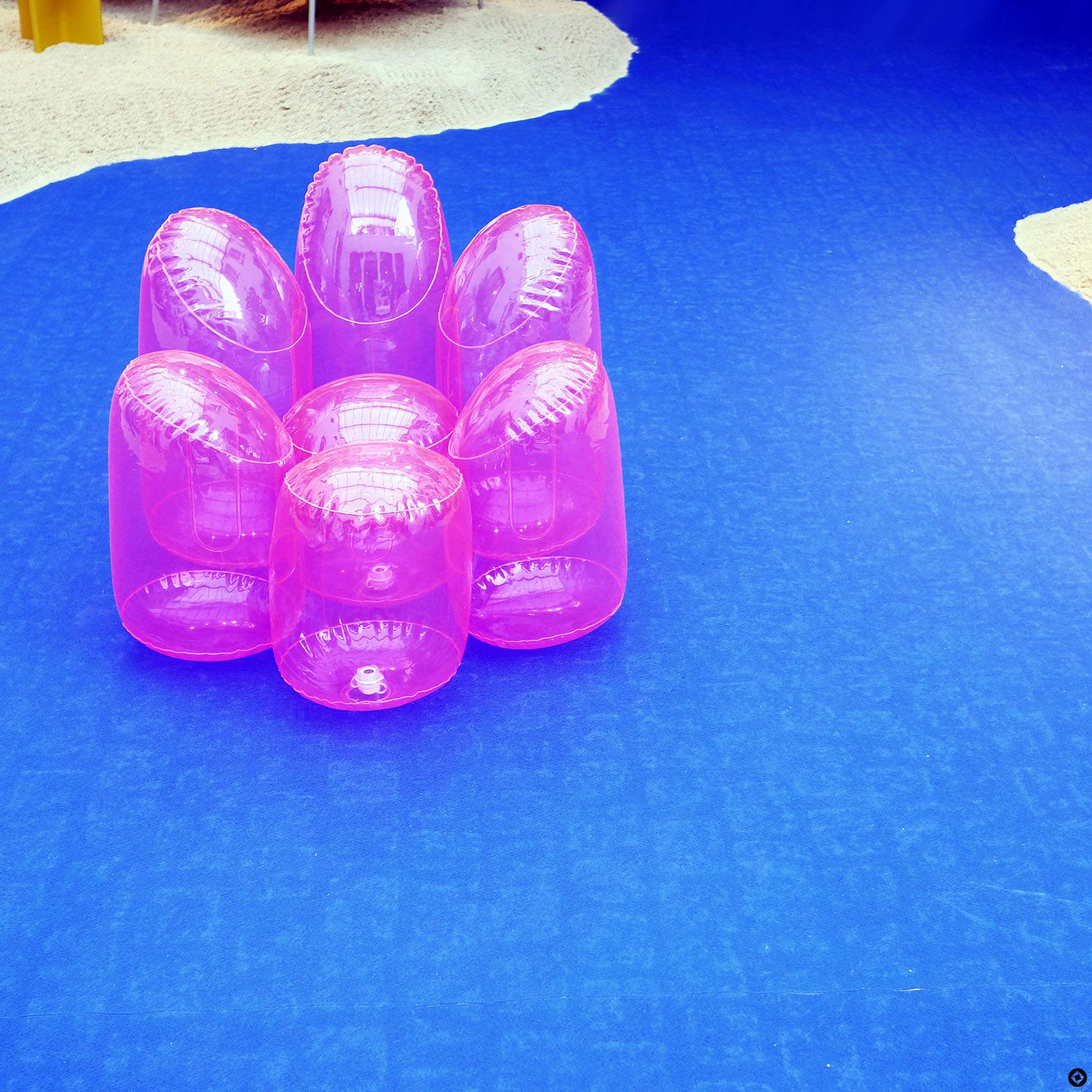 ROCHE BOBOIS Spring/Summer 2016